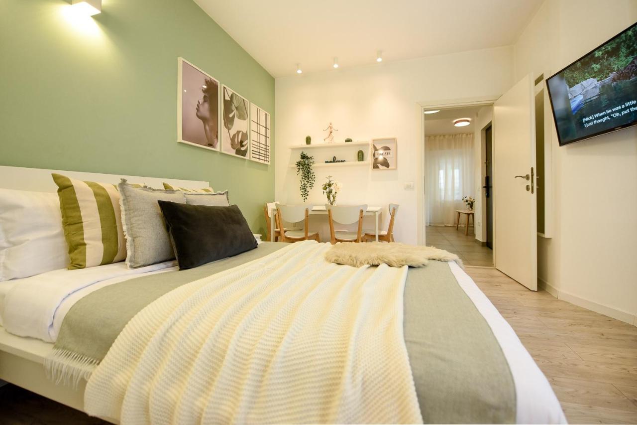 Spacious 1Br In The City Center - Amazing For Extended Stays Bukarest Exteriör bild